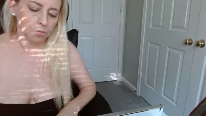 KayBayBees