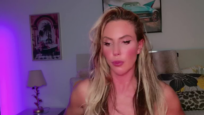 LolaSky69