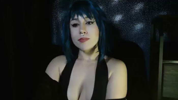 MissVikkiBlue