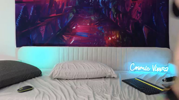 CosmicVixx