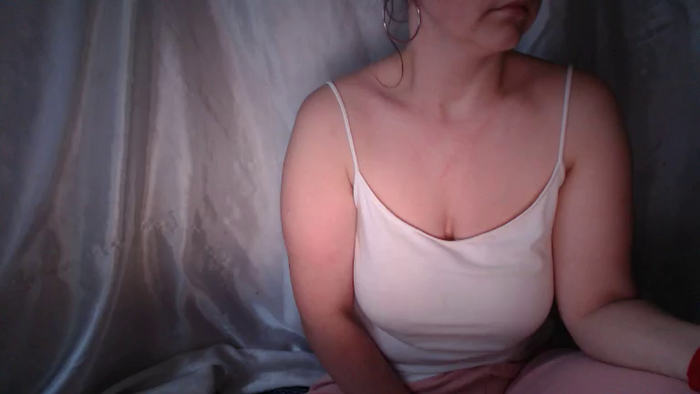 BettyGirlKiss