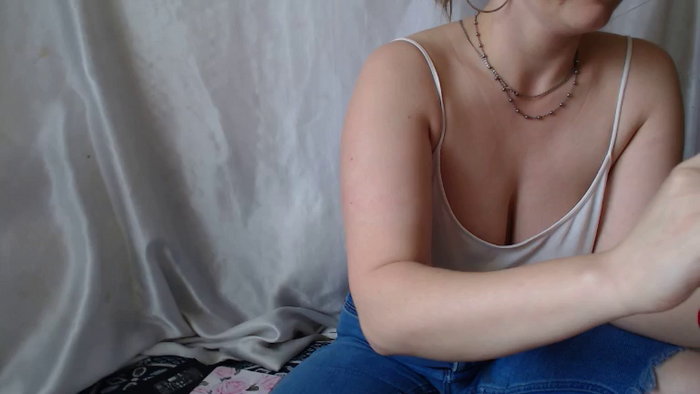 BettyGirlKiss