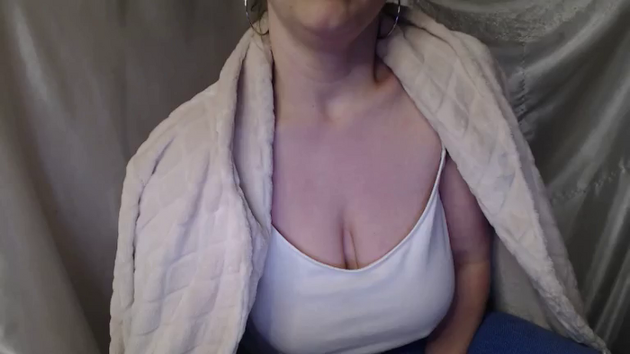 BettyGirlKiss