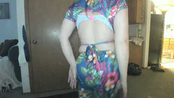 Hottyhousewife18
