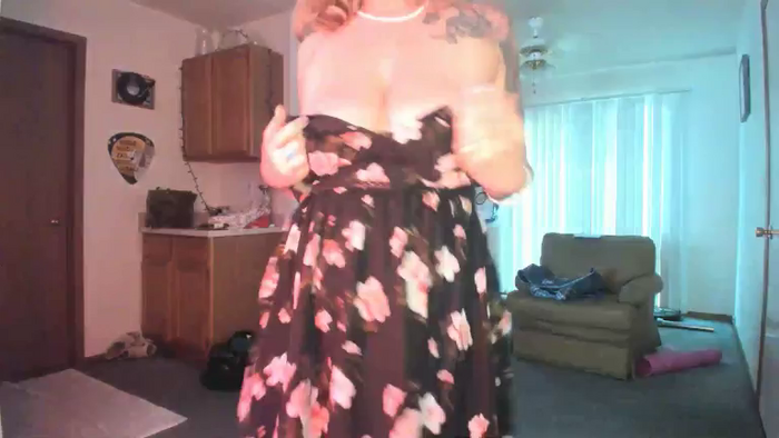 Hottyhousewife18