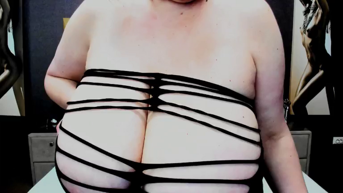 KiraLeila