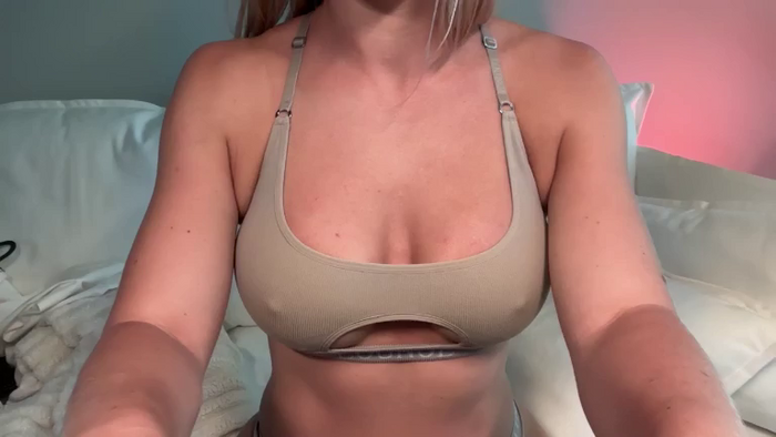 LunaBlondSexy