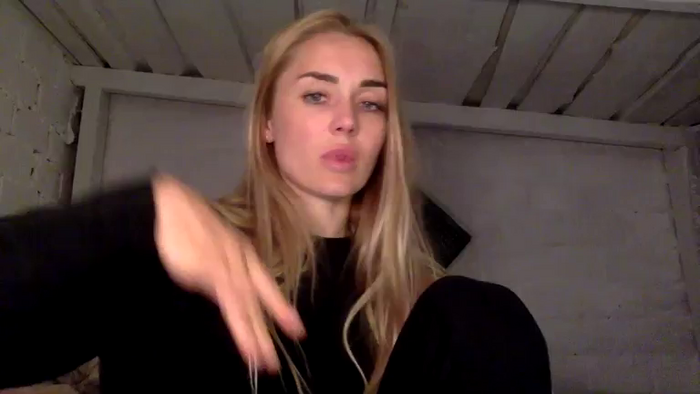 Tina_a