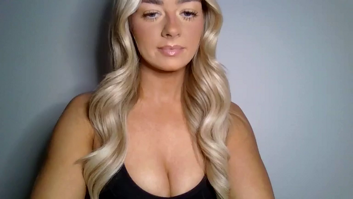 X_Zoey_UK
