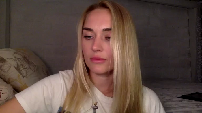 Tina_a