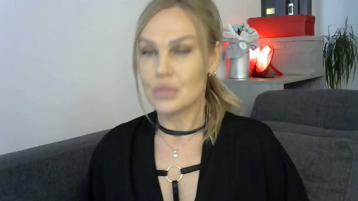 Evie_Paige