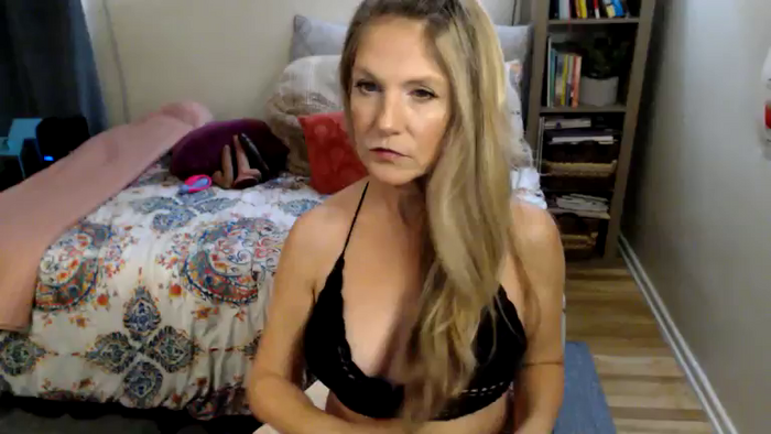 SweetCougarCandy