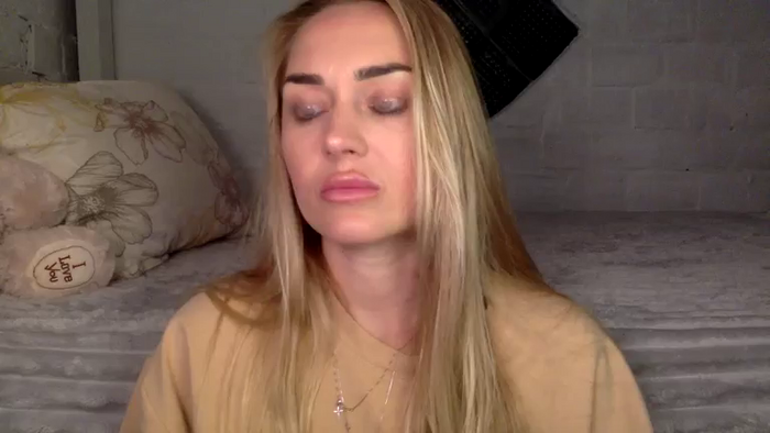 Tina_a
