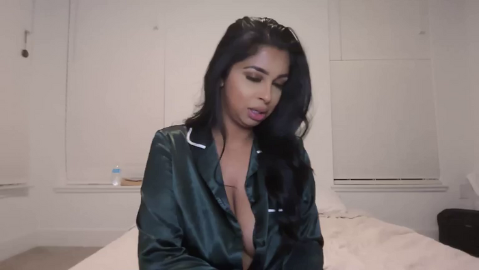 Yasmin93