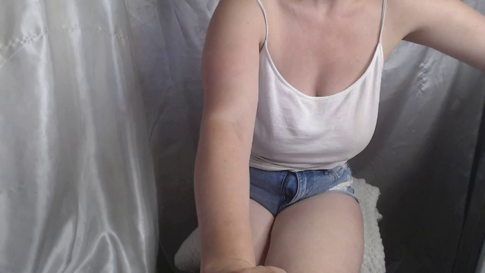 BettyGirlKiss