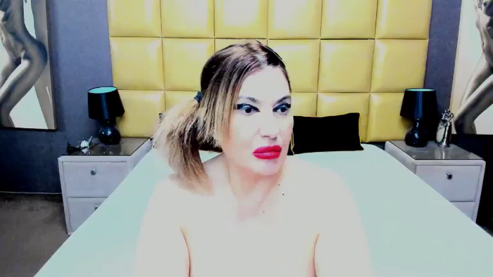 KiraLeila