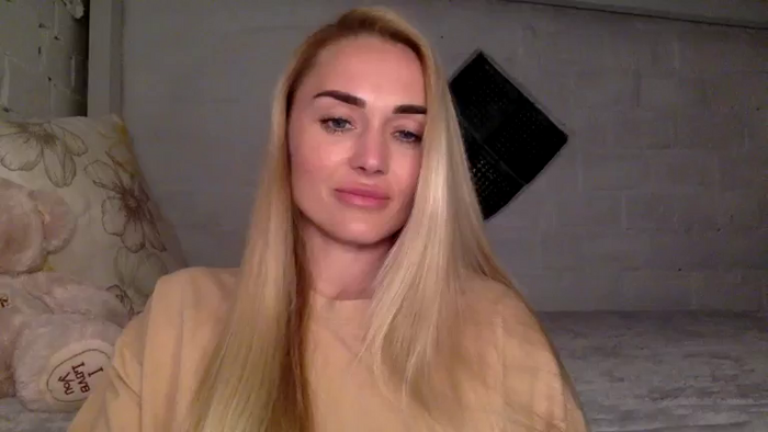 Tina_a