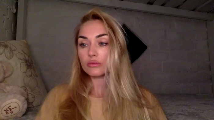 Tina_a