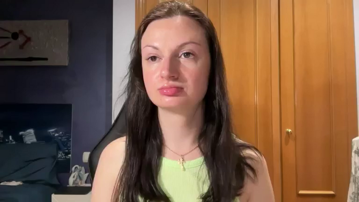 GloriaM