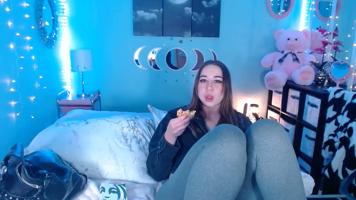 Lacey_Prescott