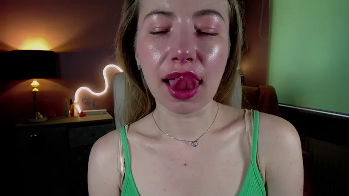 MiaxLoveQueen