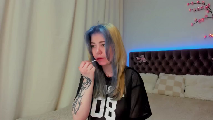 EllaMyerss