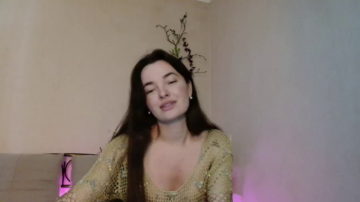 LuckyVicky28