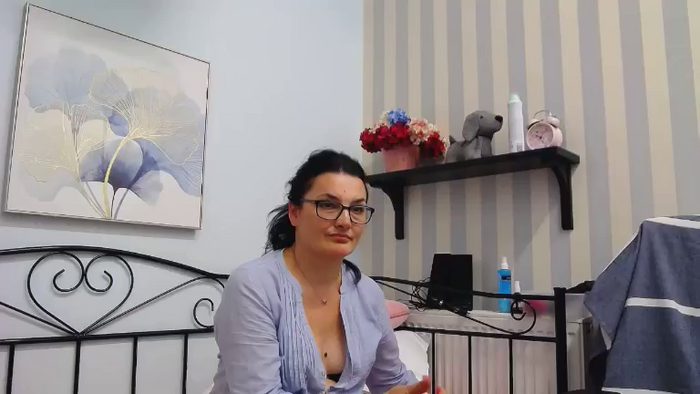 VALERIAAx