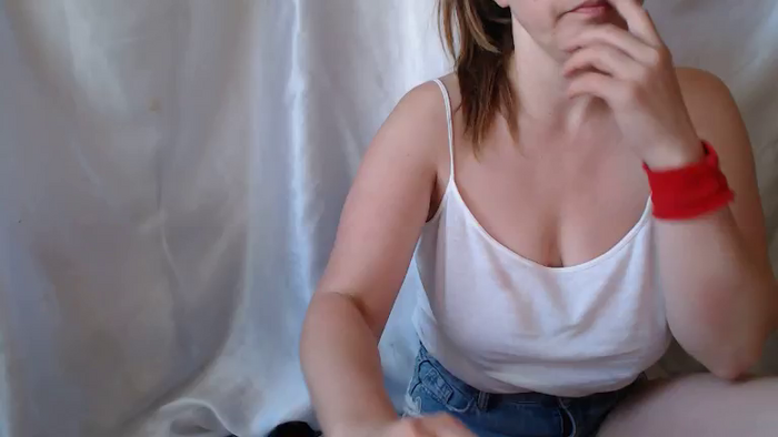 BettyGirlKiss