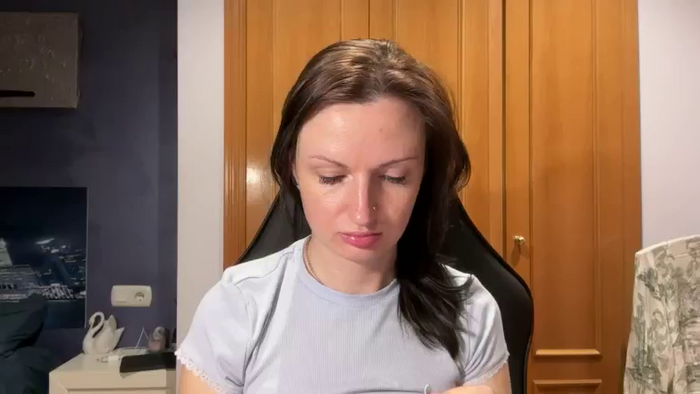GloriaM