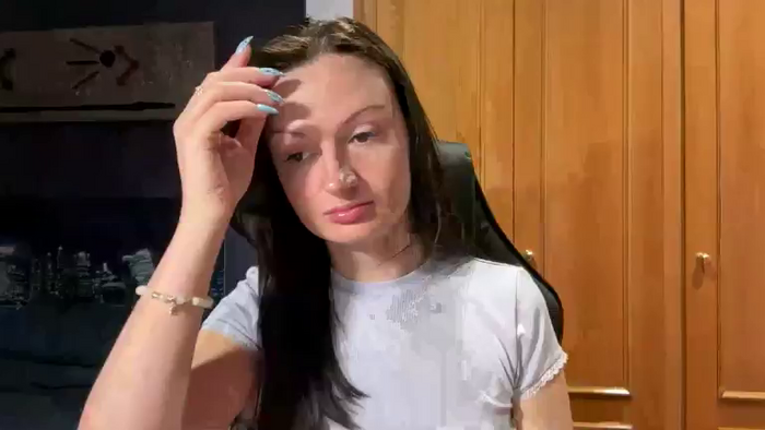 GloriaM