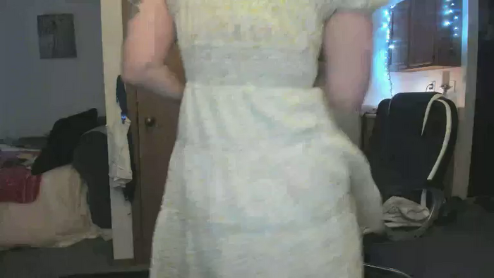 Hottyhousewife18