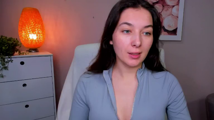 MeganxKISS19