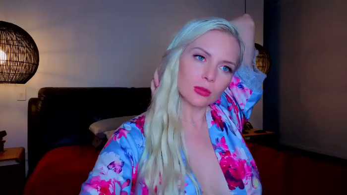 MsLindsayDevis