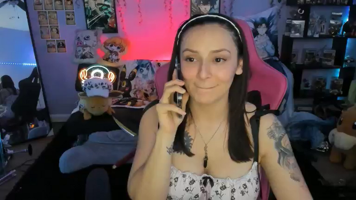 Alyx_Singer