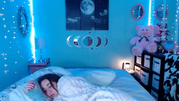 Lacey_Prescott
