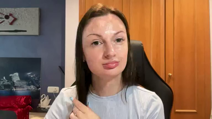 GloriaM
