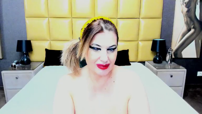 KiraLeila