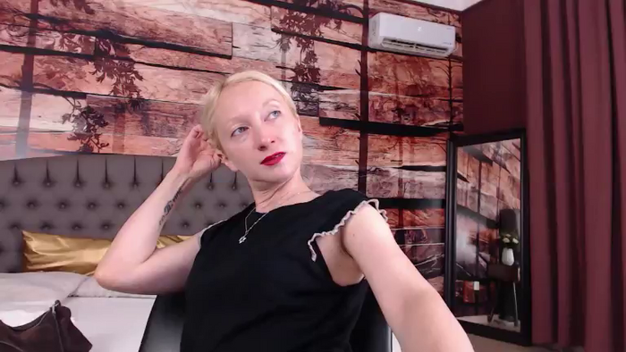 NatalieXBitton