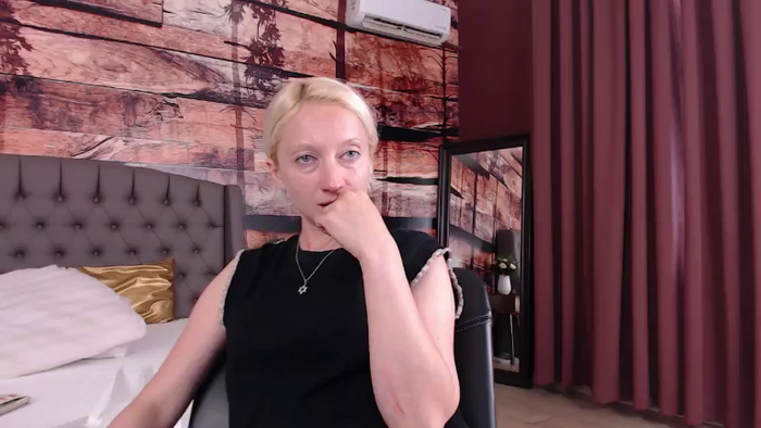 NatalieXBitton