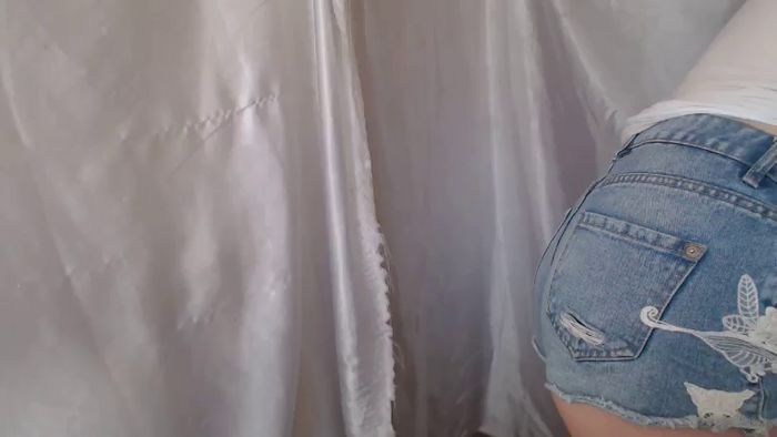 BettyGirlKiss