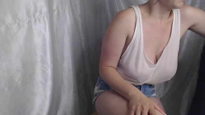 BettyGirlKiss