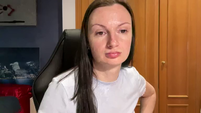 GloriaM