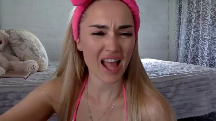 Tina_a