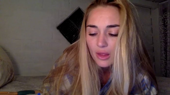 Tina_a