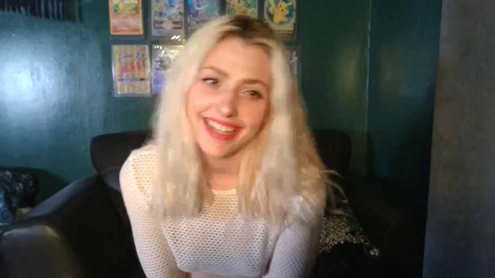 AlexMarieXOXO