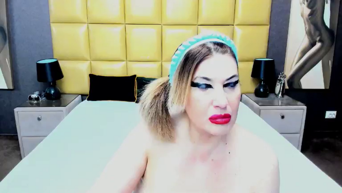 KiraLeila