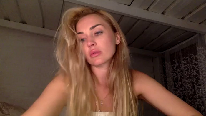 Tina_a
