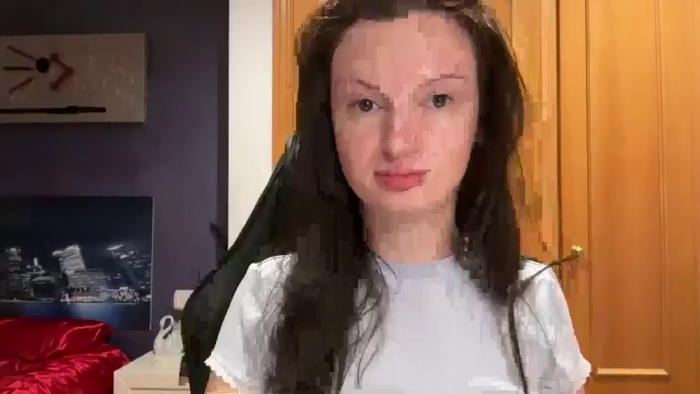 GloriaM