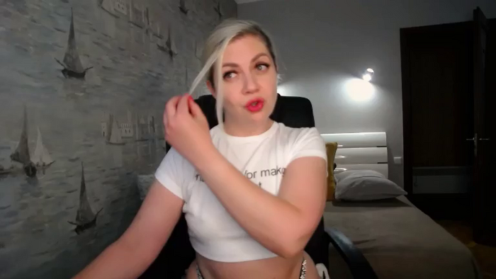 Nichole_Hill